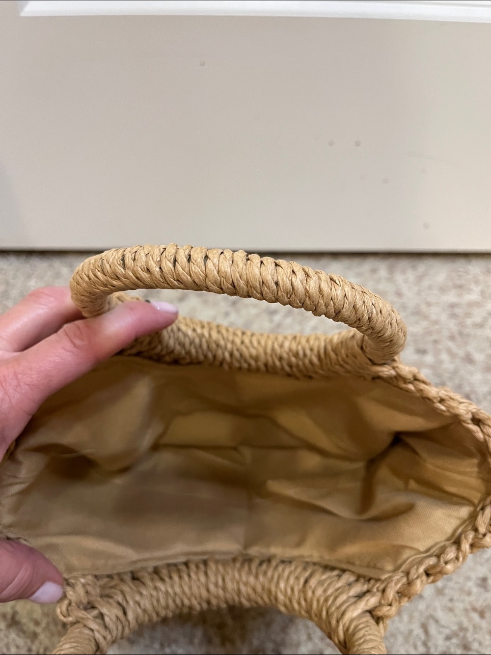 NWT Woven Round-Handle Tote in Natural - Picture 4 of 4